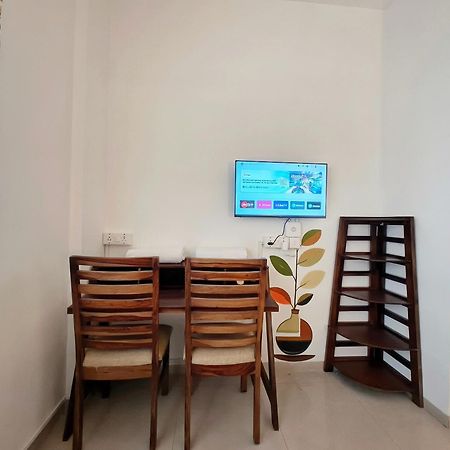 Hoshtel99 - Lux - Stay, Cowork And Cafe - Luxurious Bungalow Пуне Екстер'єр фото