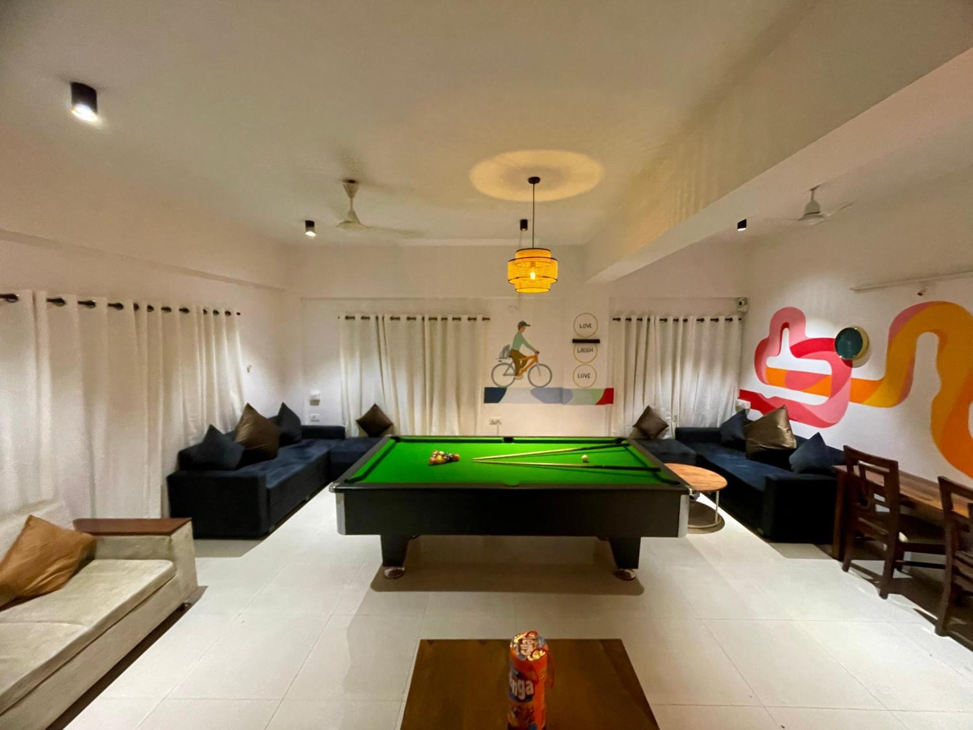 Hoshtel99 - Lux - Stay, Cowork And Cafe - Luxurious Bungalow Пуне Екстер'єр фото