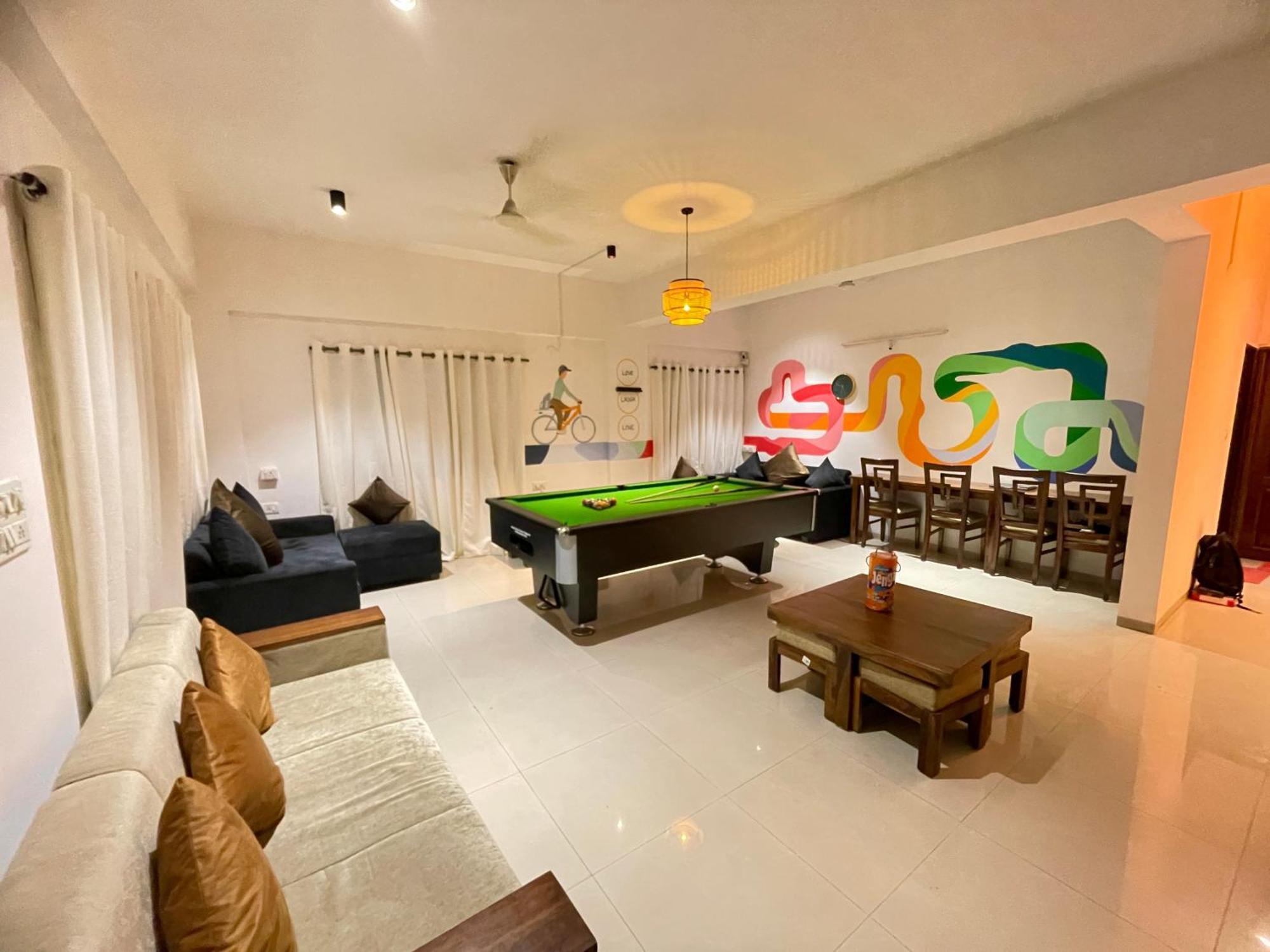 Hoshtel99 - Lux - Stay, Cowork And Cafe - Luxurious Bungalow Пуне Екстер'єр фото