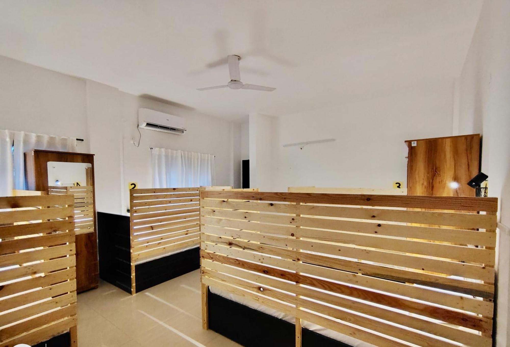 Hoshtel99 - Lux - Stay, Cowork And Cafe - Luxurious Bungalow Пуне Екстер'єр фото