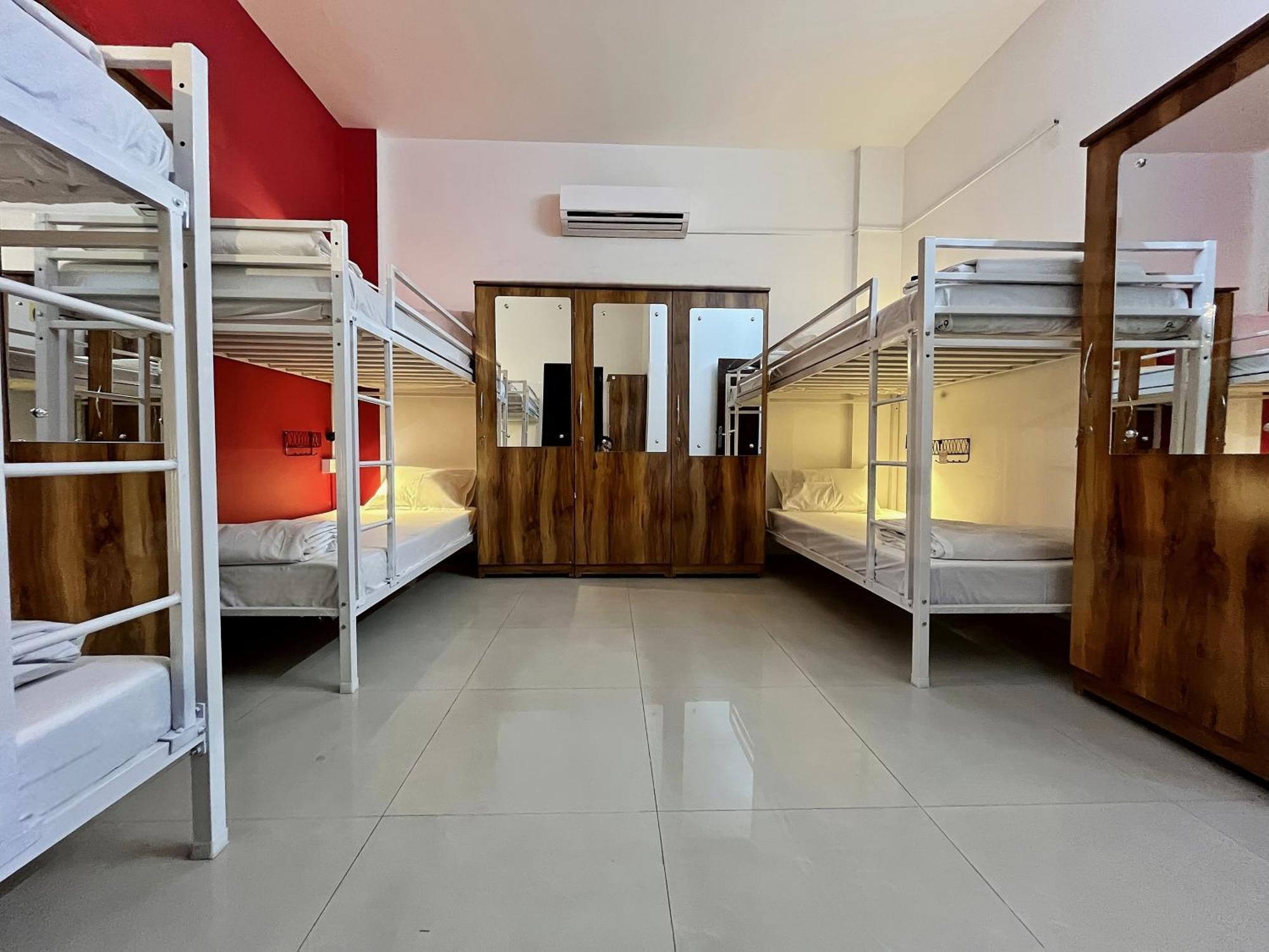 Hoshtel99 - Lux - Stay, Cowork And Cafe - Luxurious Bungalow Пуне Екстер'єр фото